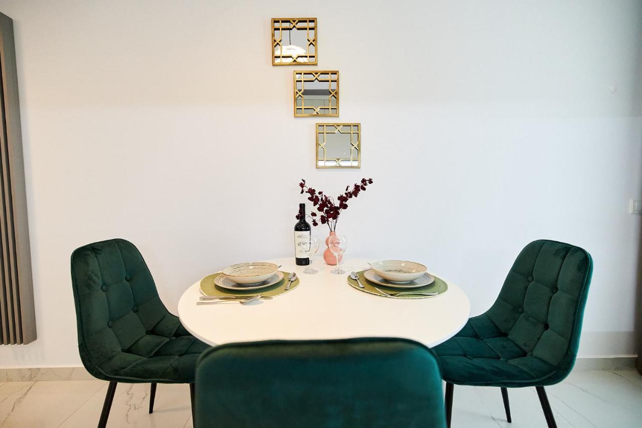 Uptown Apartments Яссы Экстерьер фото
