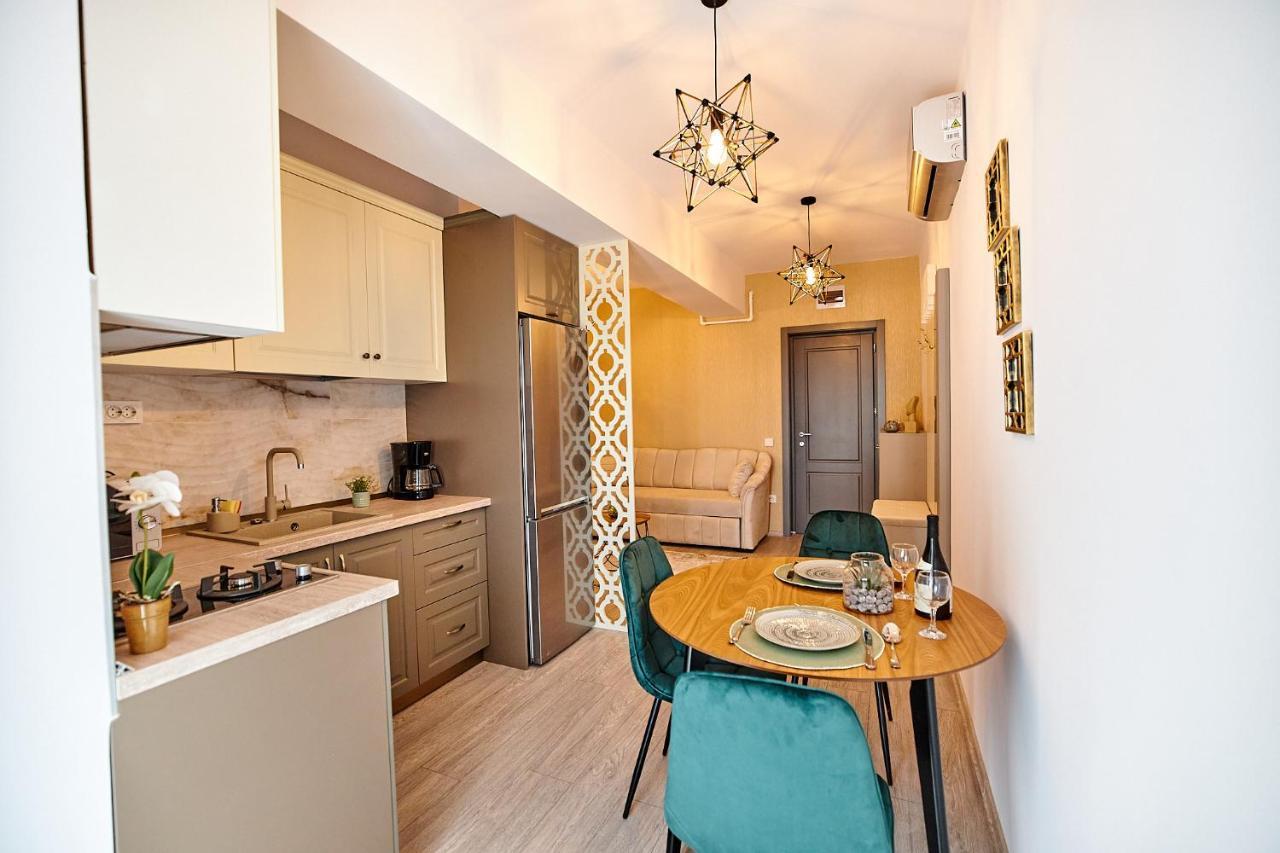 Uptown Apartments Яссы Экстерьер фото